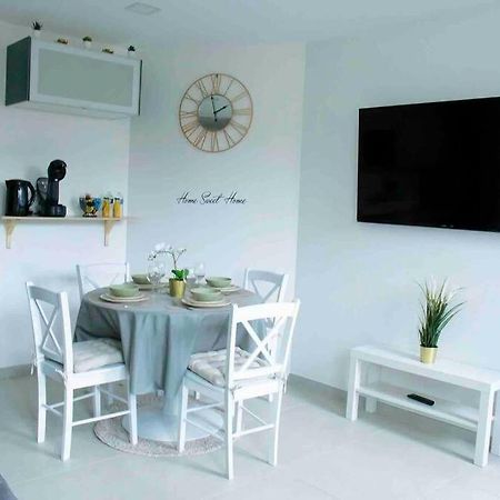 Appartement 5Min Aeroport Cdg Le Mesnil-Amelot Luaran gambar
