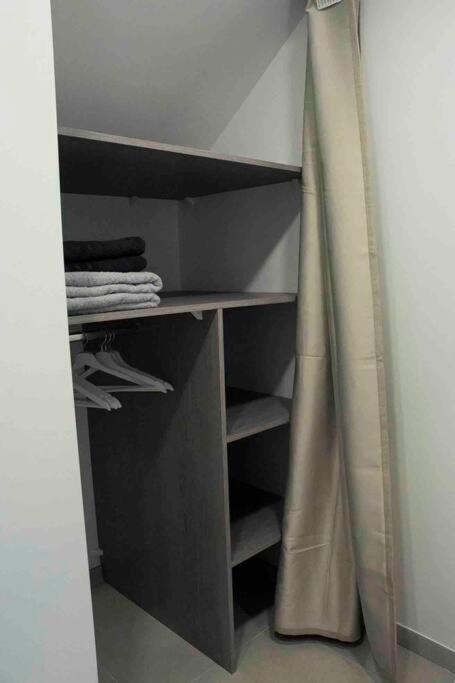 Appartement 5Min Aeroport Cdg Le Mesnil-Amelot Luaran gambar